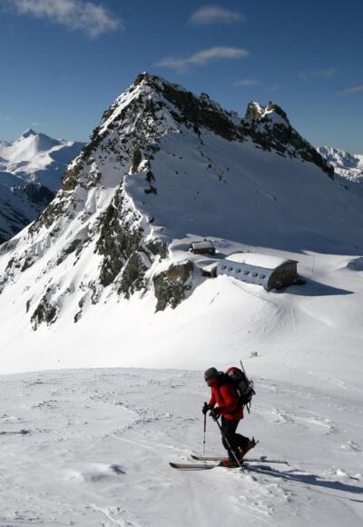 Anstieg hinter der Hütte