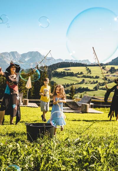 Söll_Hexenwasser Seifenblasen_Wilder Kaiser