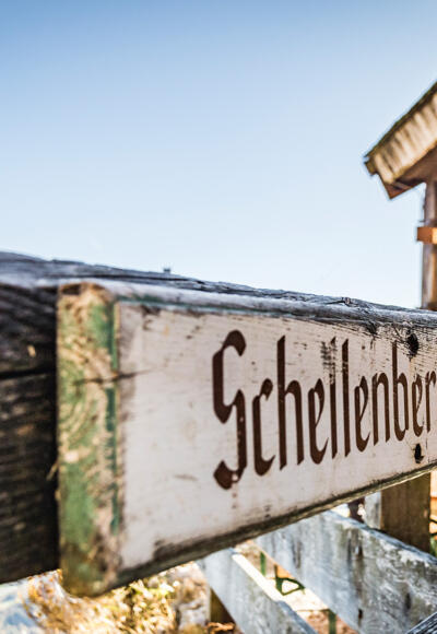 Die "Eishöhlen" Hütte: Toni Lenz Hütte