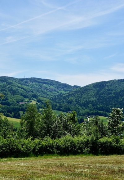 Blick vor der Abfahrt nach Sondorf nach Langfurth und Brotjaklriegel