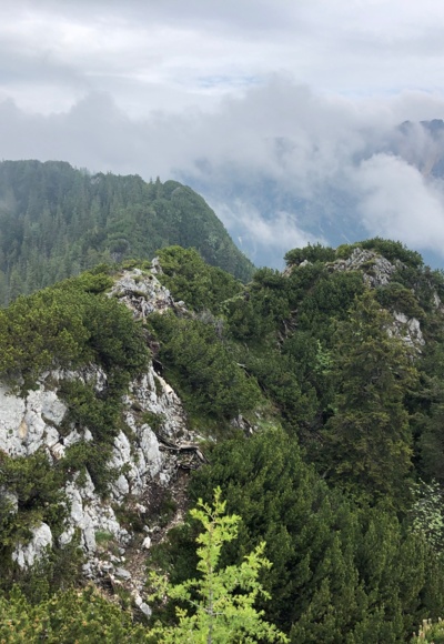 Blick über den schmalen Verbindungsgrat