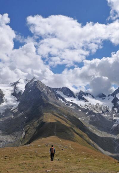 Hohe Mut: Blick auf Gaisberg- (links) und Rotmoostal (rechts)