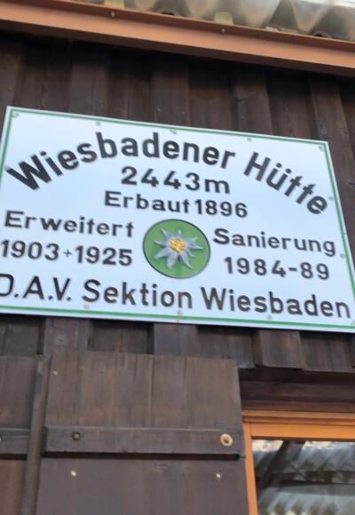 Wiesbadener Hütte