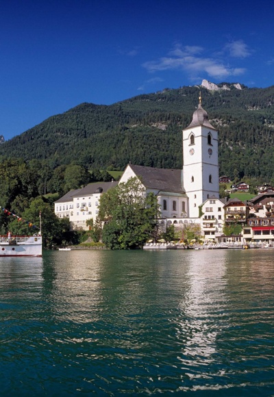 Kaiser Franz Josef Schiff mit Kirche
