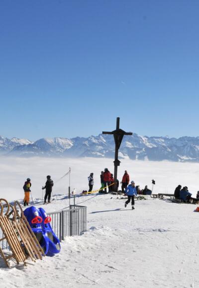 Mittag mit Traumausblick