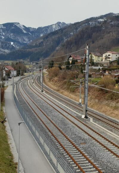 Bahnhof Ternberg, Blick von der Überführung Richtung Schoberstein
