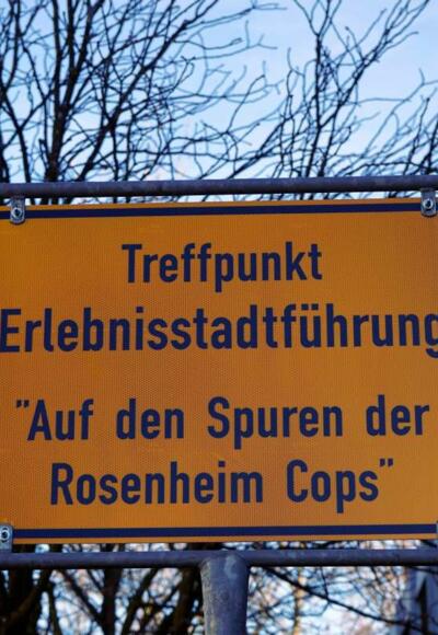 Treffpunkt der Führung neben dem Selfie Point an der Touristinfo Rosenheim
