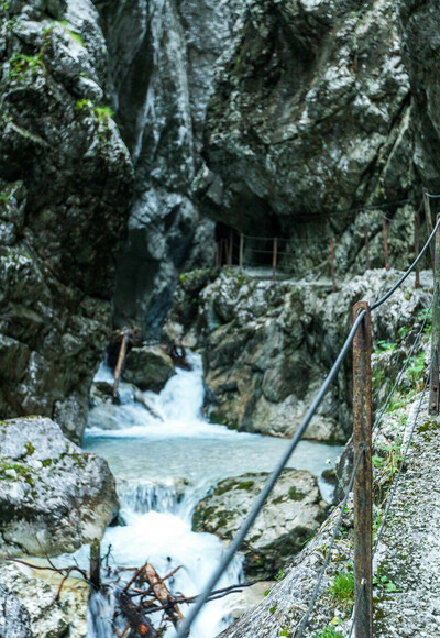 Wanderer in Höllentalklamm