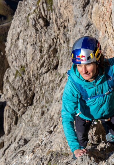 Fester Fels in der Klettertour am Roggspitze-Süfpfeiler.