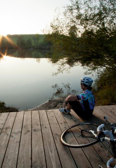 Abendliche Rast am Wasser