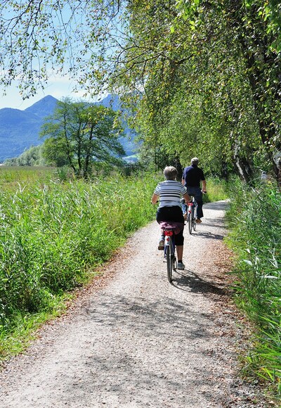 Radweg am Chiemsee