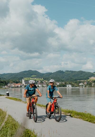 Radtour am Donauradweg Grein