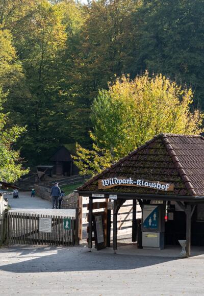 Eingang zum Wild-Park Klaushof | Bad Kissingen