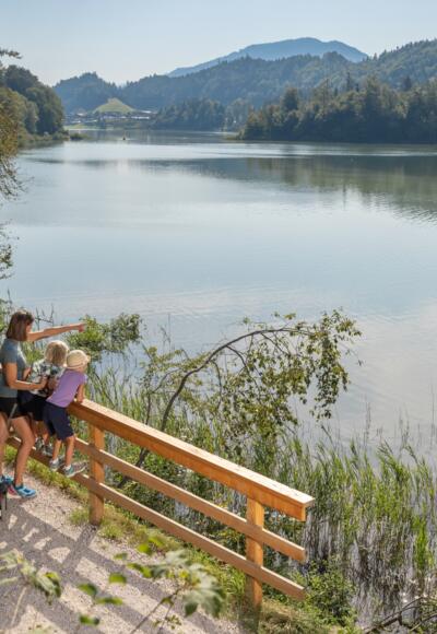 Barrierefreier Weg am Reintalersee in Kramsach Ferienregion Alpbachtal