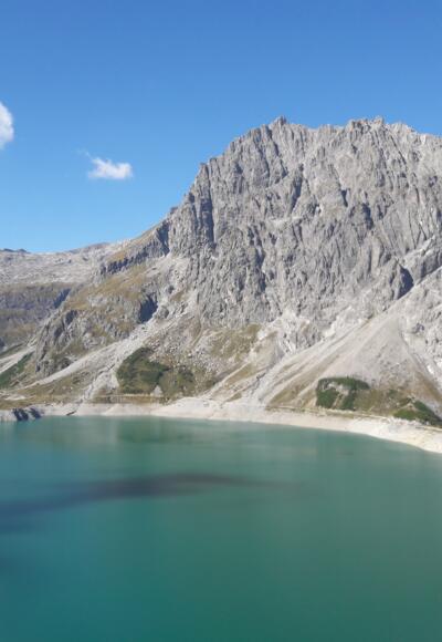 Blick auf den Lünersee auf dem Weg zur Lünerkrinne