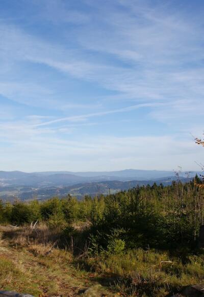 Fernsicht vor dem Gipfel (siehe Tipp des Autors)