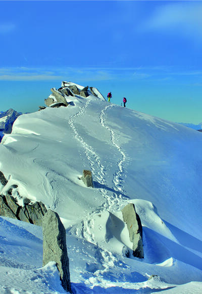 Alles weiß am Schwarzenstein. Der sanfte Berg bietet eine herrliche Hochtour für Einsteiger.