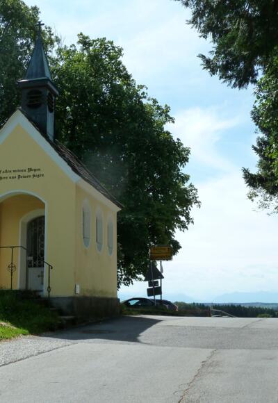Zur Flimmerkapelle von Kleindingharting starker Anstieg.