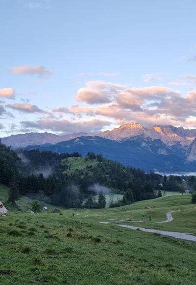 Philosophenweg mit Blick Richtung Garmisch-Partenkirchen