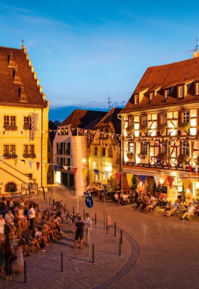 Abendstimmung auf dem Marktplatz von Volkach