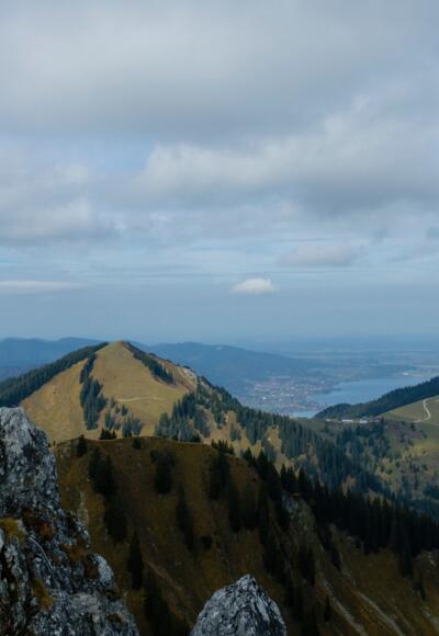 Gipfelkreuz des Blankenstein mit Tegernsee