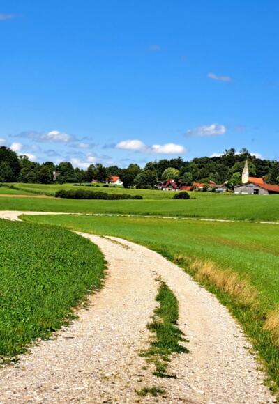 Zwei-Kirchen-Blick bei Unteralting