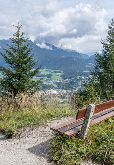Bank auf dem Grünstein
