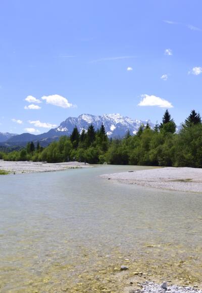 Isarflussbett