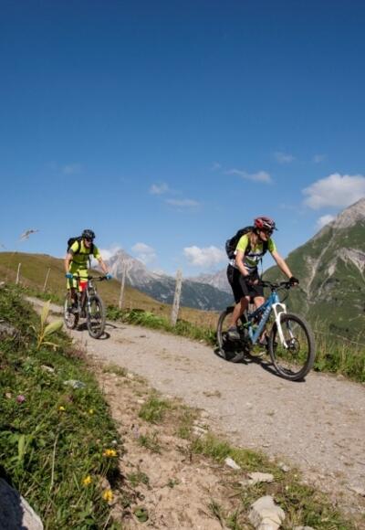 Biken (c) Lech Zuers Tourismus by Lisa Fail (de)