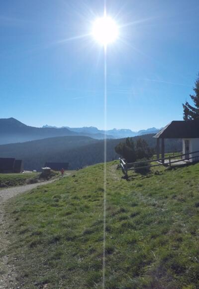 Stoißer Alm - Hütte und Kapelle