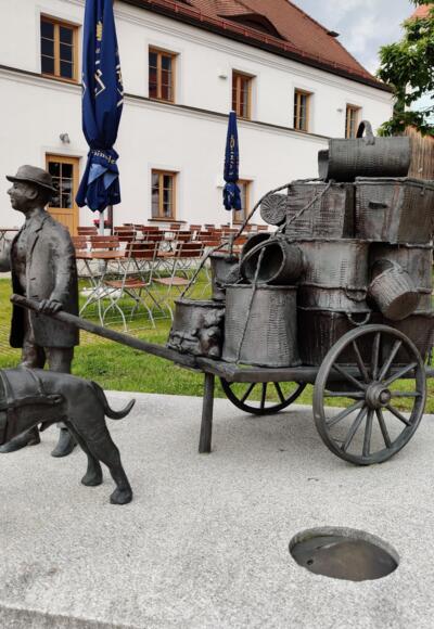 Winzen - Händlergruppe vor dem Gasthof zur Post