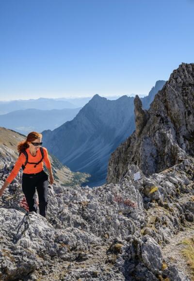 Beim Ausstieg in die Lamsscharte ist die Schlüsselstelle bereits geschafft.