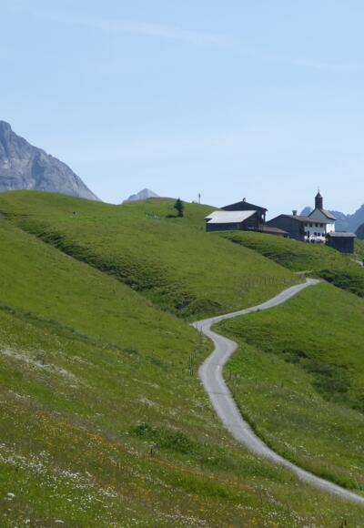 Blick auf Bürstegg und Biberkopf