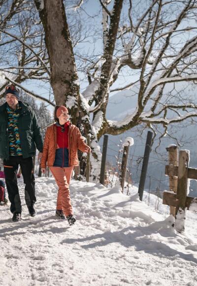 Winterwandern auf der Soleleitung im Bergsteigerdorf Ramsau