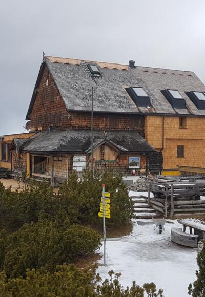 Peter-Wiechenthaler Hütte am Kienalkopf