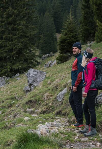 Mit Super.Natural beim Wandern