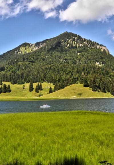 Spitzingsee mit Blick auf die Brecherspitze