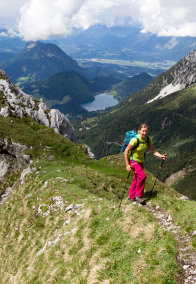 Klara Palme beim Bergsteigen am Treffauer