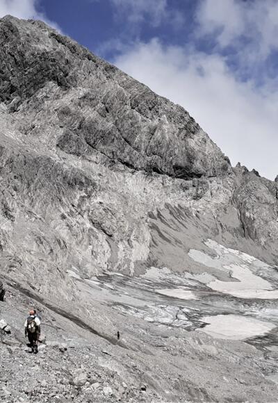 Die Schwarze Milz, der letzte Allgäuer Gletscher, am Fuß der Mädelegabel.