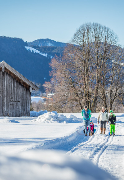 Winterwanderung am Höhenweg in Richtung Arzbach