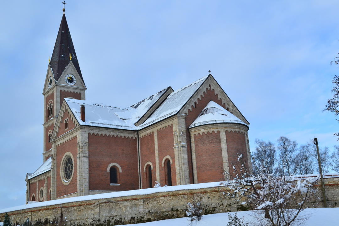 Pfarrkirche Mariä Himmelfahrt Fridolfing