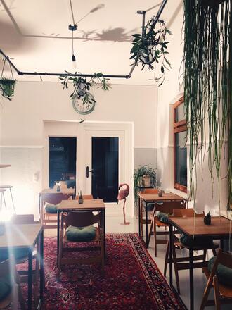 Tropical Station Übersee © BLOCKofSTORIES