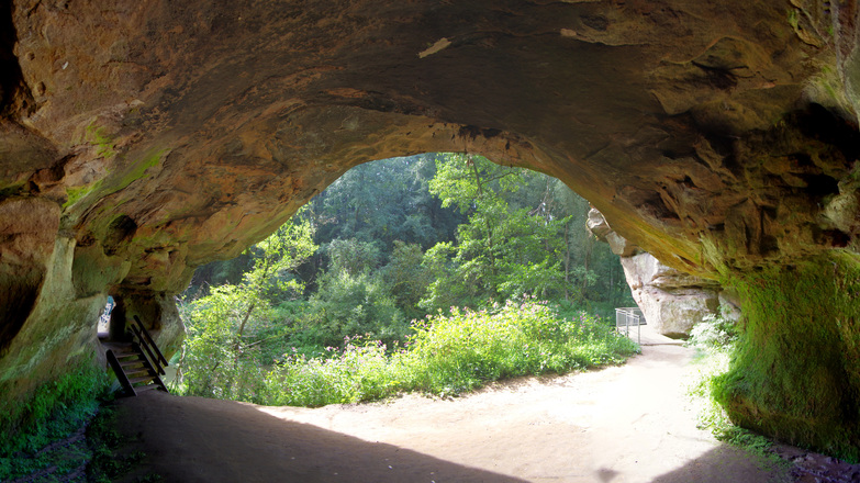Karlshöhle