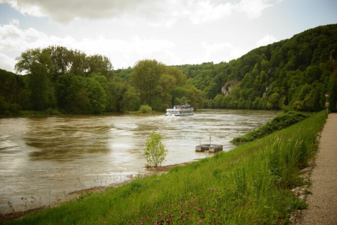 Schifffahrt durch die Weltenburger Enge zum Kloster Weltenburg