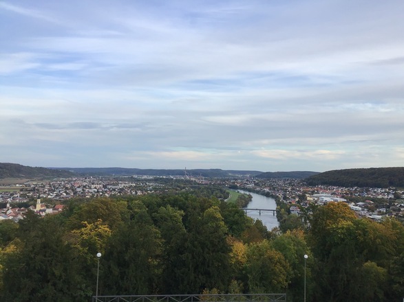 Schleifenroute - Blick auf Kehlheim von der Befreiungshalle bei Kehlheim