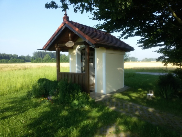 Josefskapelle der Familie Hackl