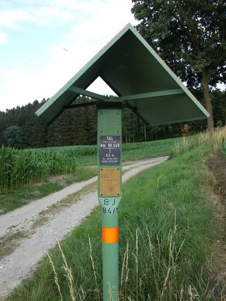 Markierung der Transalpinen Ölleitung