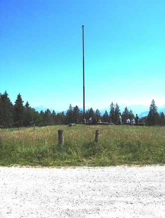 Am Gipfel des Taubenbergs