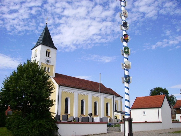 Kröhstorfer Dorfkirche.