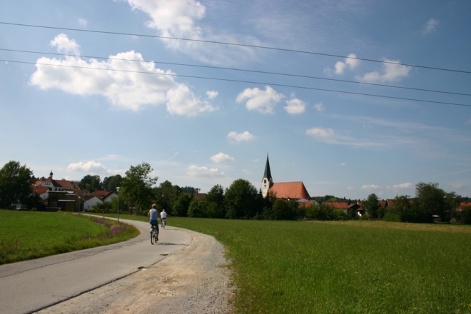 Die Kirche von Johanniskirchen.